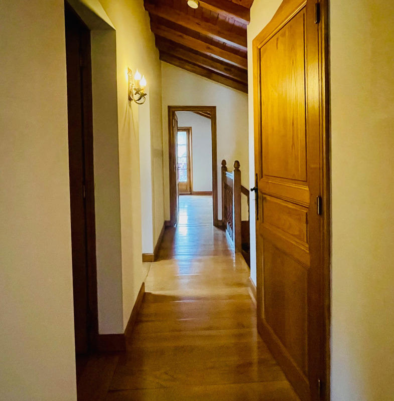 Maison - 143 m² - 4 pièces