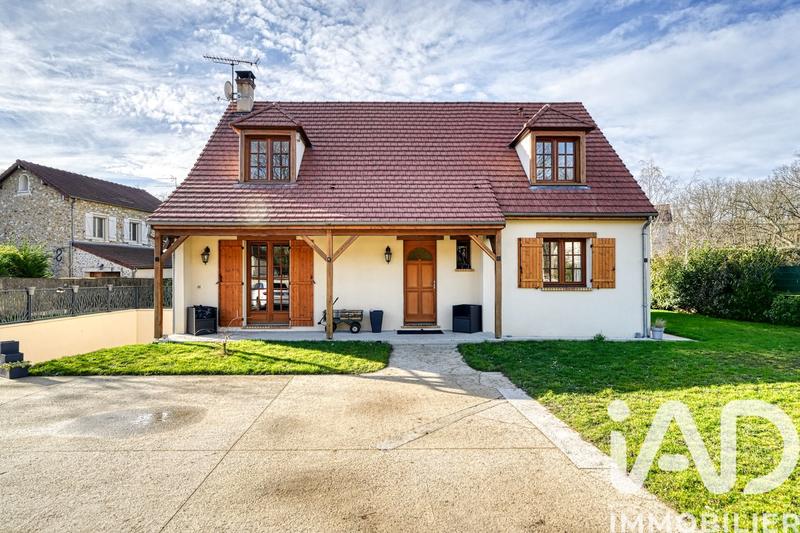 Maison - 137 m² - 6 pièces