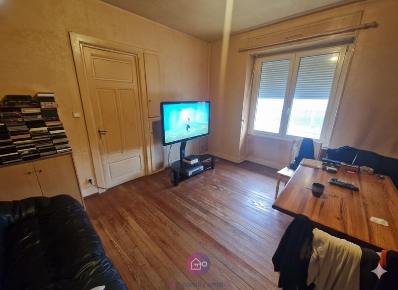 Maison - 214 m² - 12 pièces