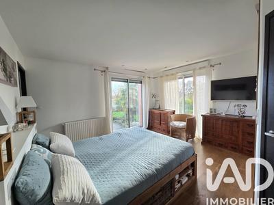 Maison - 199 m² - 7 pièces