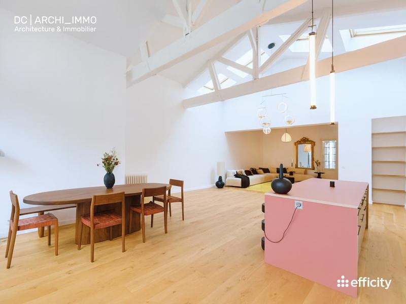 Appartement - 284 m² - 8 pièces