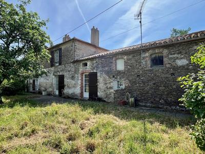 Maison - 107 m² - 5 pièces