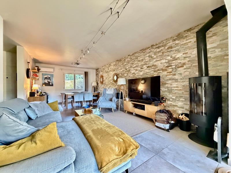 Villa - 100 m² - 4 pièces