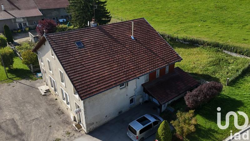 Maison - 329 m² - 10 pièces
