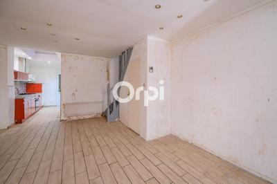 Maison de ville - 75 m² - 4 pièces