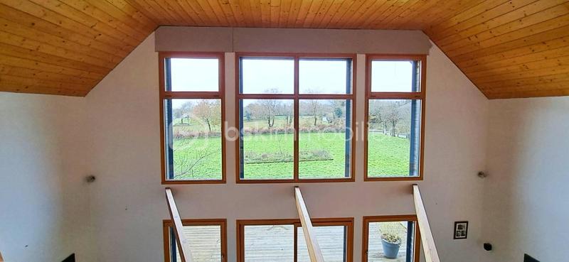 Maison - 168 m² - 8 pièces