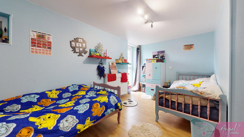 Maison - 174 m² - 5 pièces