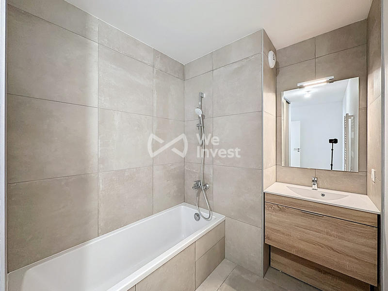 Appartement - 85 m² - 3 pièces