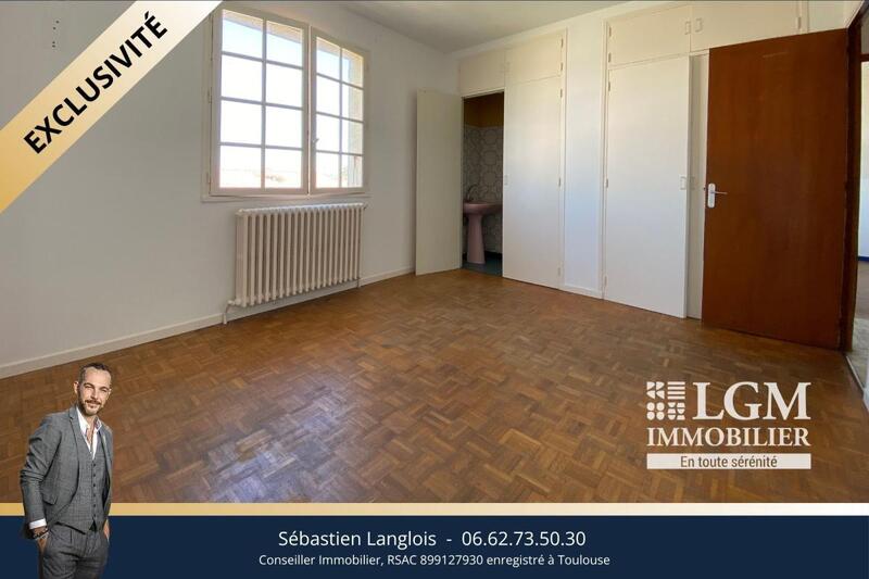 Maison - 273 m² - 9 pièces
