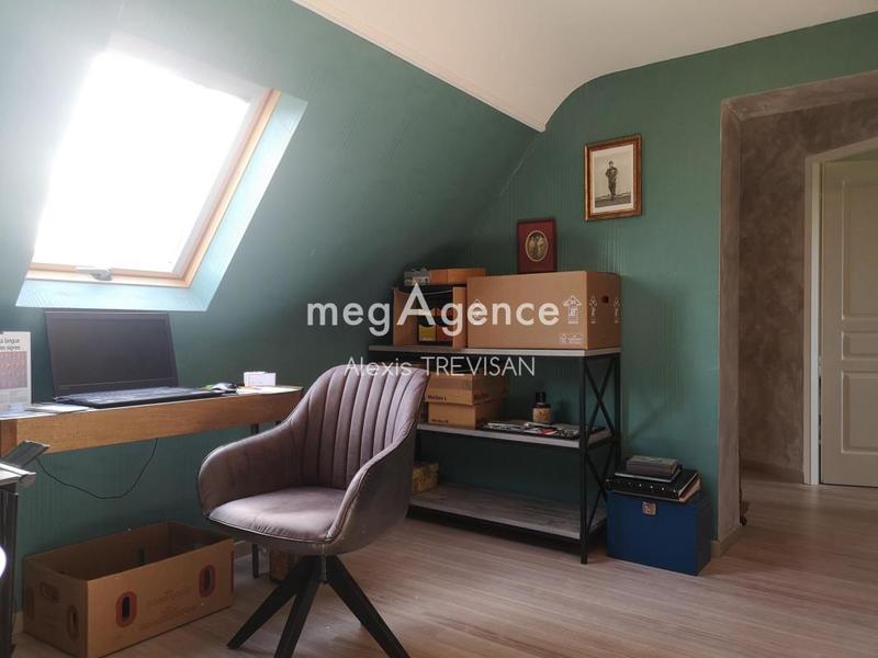 Maison - 143 m² - 8 pièces