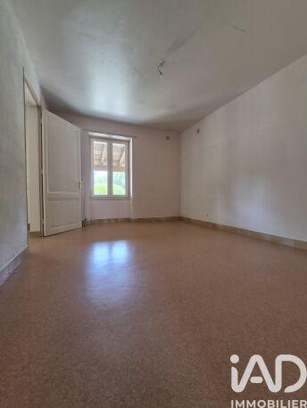 Maison - 99 m² - 3 pièces