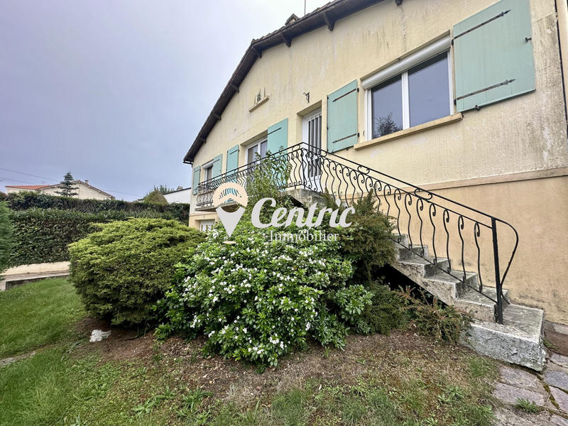 Maison - 95 m² - 5 pièces