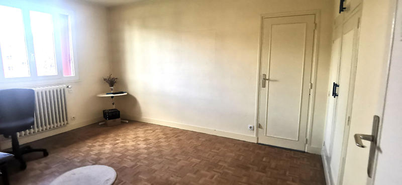 Maison - 143 m² - 8 pièces