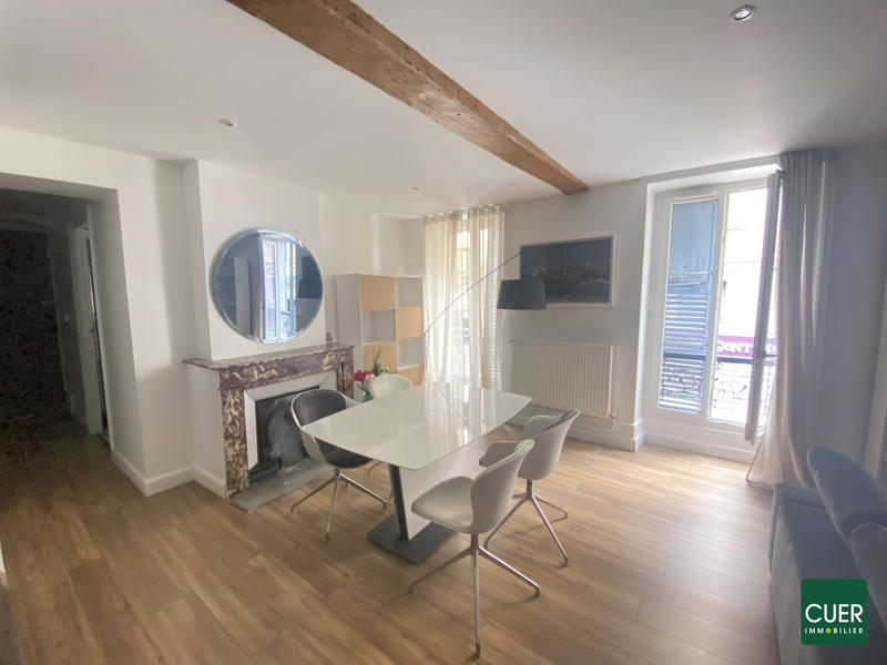 Appartement - 77 m² - 3 pièces