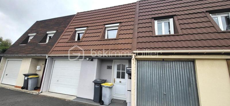 Maison jumelée - 120 m² - 5 pièces