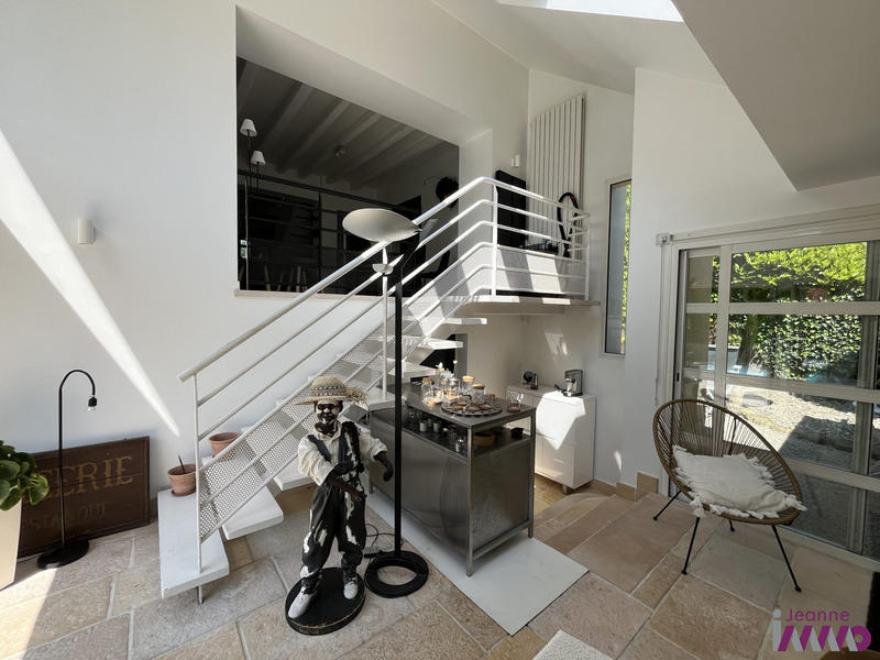 Maison - 197 m² - 7 pièces