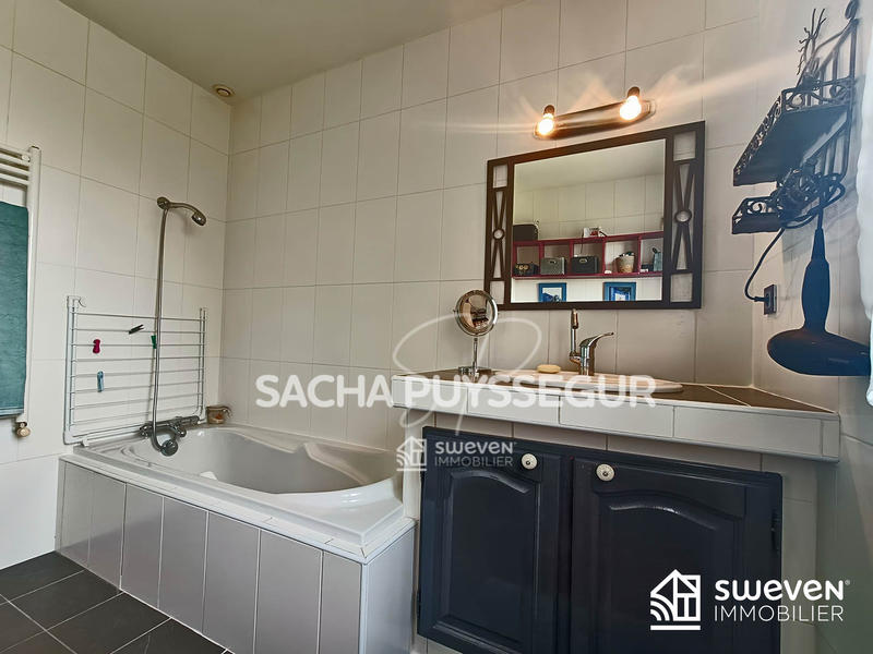 Maison - 145 m² - 6 pièces