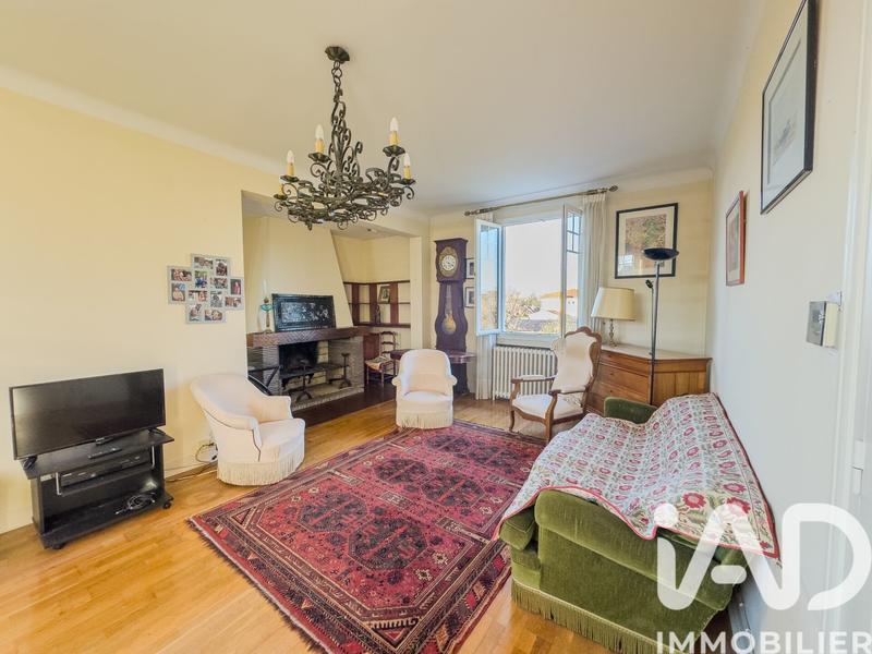 Maison - 91 m² - 4 pièces