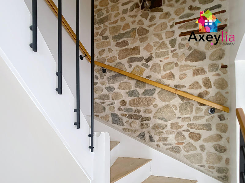 Maison - 158 m² - 7 pièces