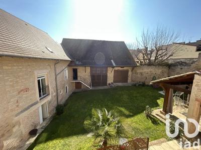 Maison de ville - 282 m² - 5 pièces