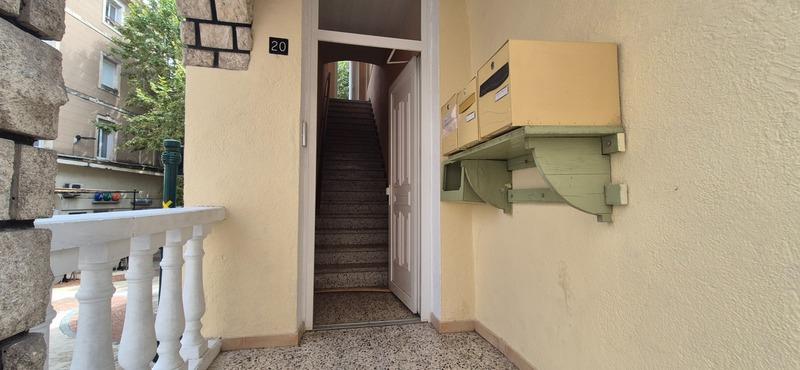 Immeuble - 122 m² - 7 pièces