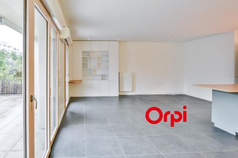 Appartement - 94 m² - 4 pièces