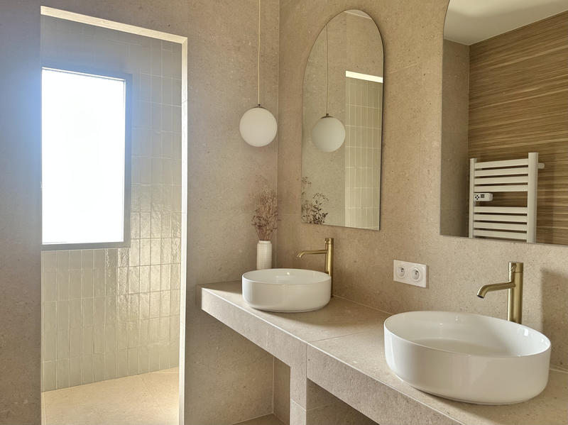 Villa - 167 m² - 6 pièces