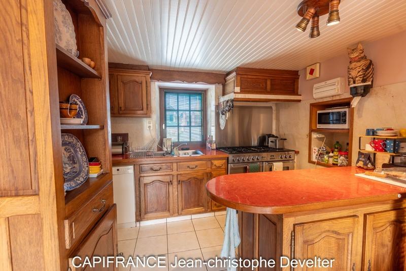 Maison en pierre - 250 m² - 8 pièces