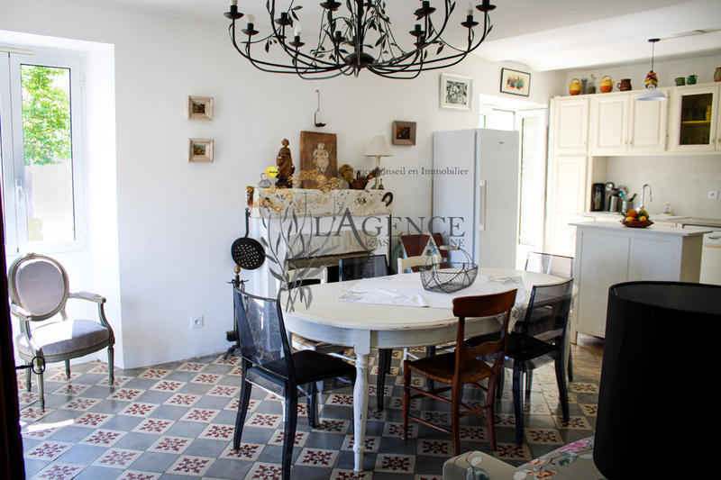 Maison - 170 m² - 8 pièces