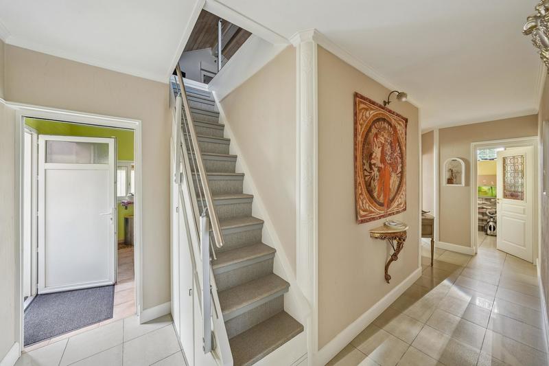 Maison - 156 m² - 6 pièces