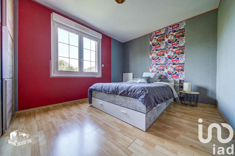 Maison - 219 m² - 9 pièces