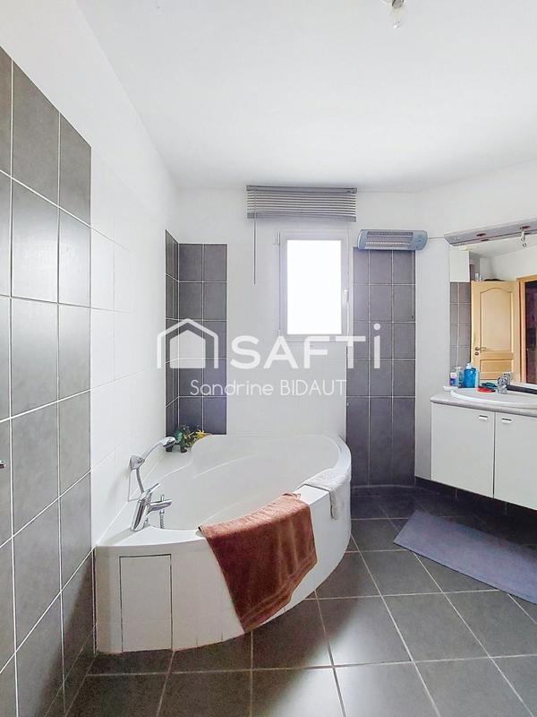 Maison - 114 m² - 4 pièces