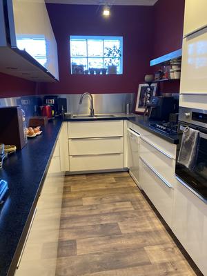 Maison - 200 m² - 9 pièces