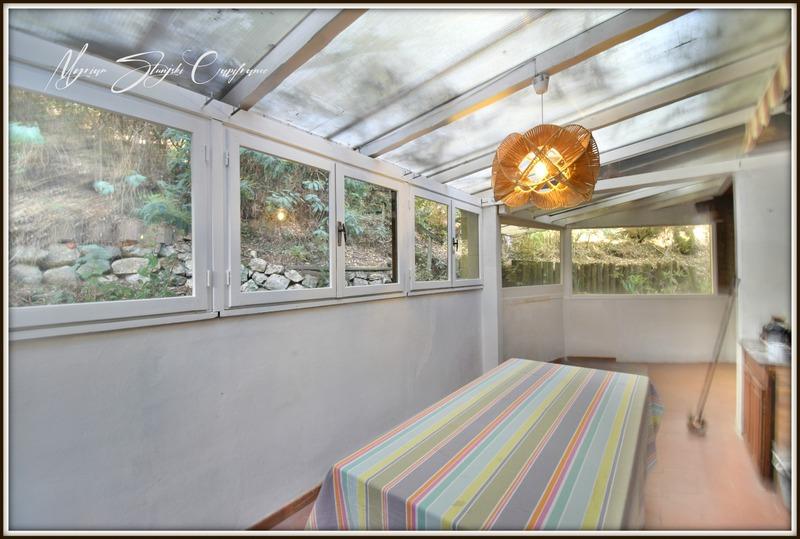 Maison - 218 m² - 8 pièces