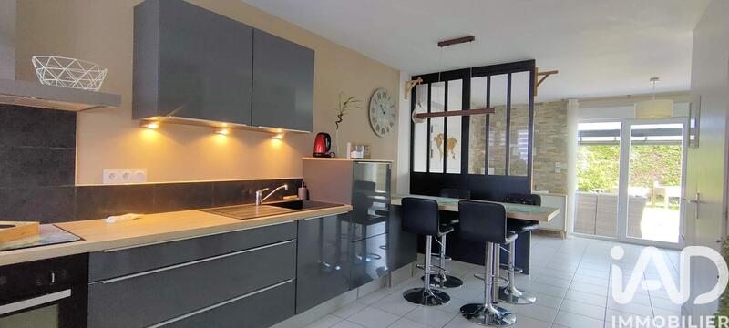 Maison - 81 m² - 4 pièces