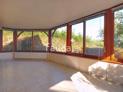 Maison - 130 m² - 6 pièces
