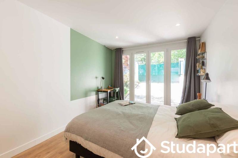 Chambre - 14 m² - 1 pièce