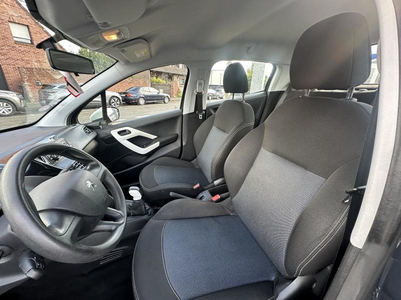 Peugeot 208 Like 1.2 Essence 68cv Gris Hurricane