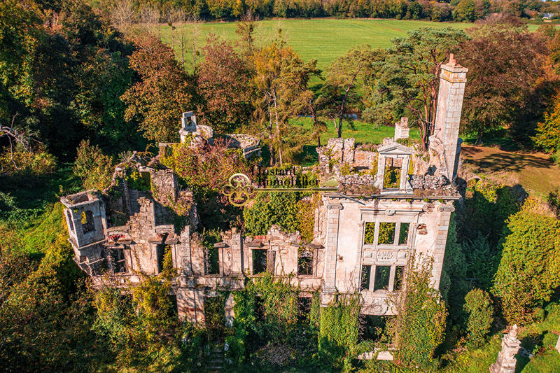 Demeure - 240 m² - 11 pièces