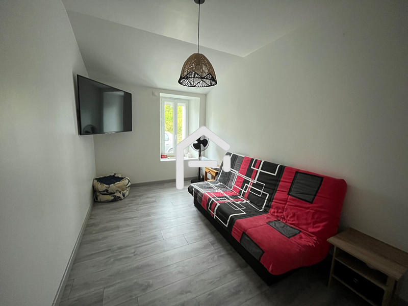 Maison - 104 m² - 6 pièces