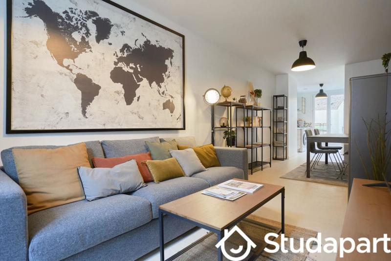 Chambre - 9 m² - 1 pièce