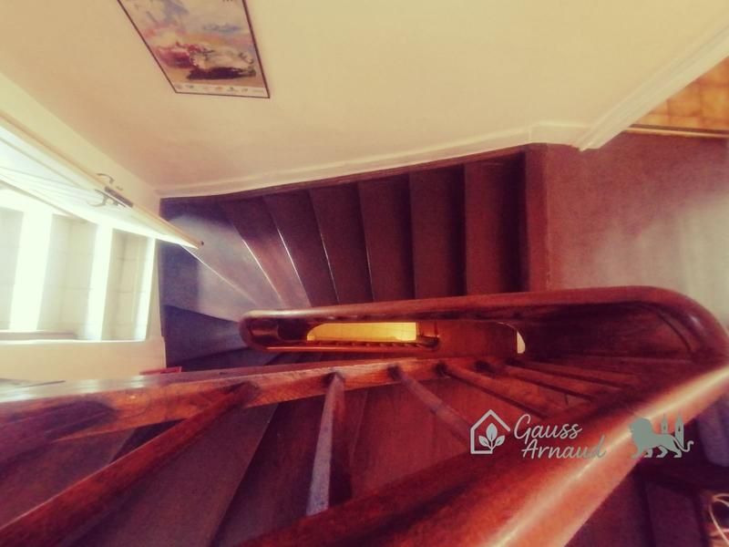 Appartement - 115 m² - 6 pièces