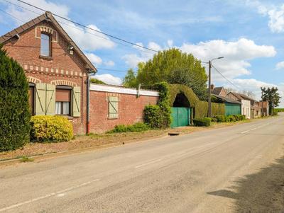 Propriété - 325 m² - 13 pièces