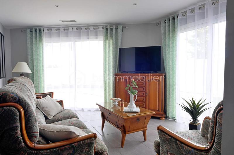 Maison - 168 m² - 7 pièces