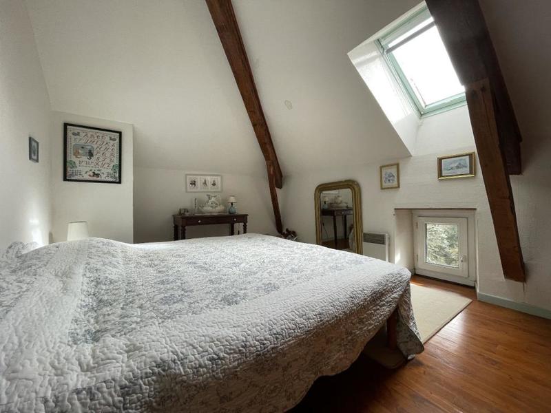 Demeure - 165 m² - 8 pièces