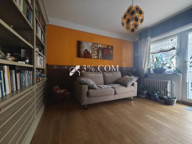 Maison - 92 m² - 7 pièces