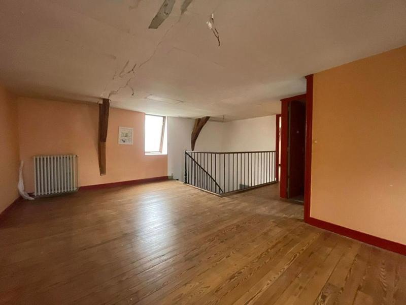 Maison - 230 m² - 10 pièces