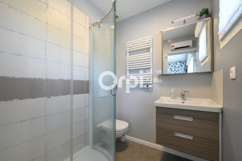 Maison - 170 m² - 7 pièces