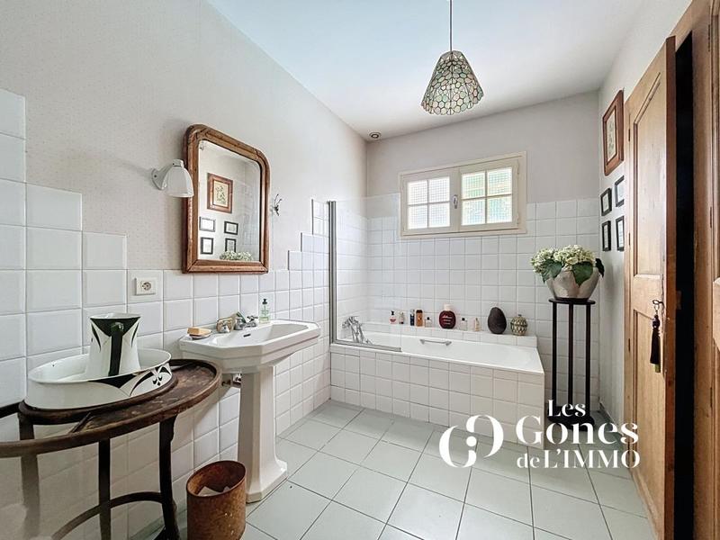 Maison - 160 m² - 6 pièces