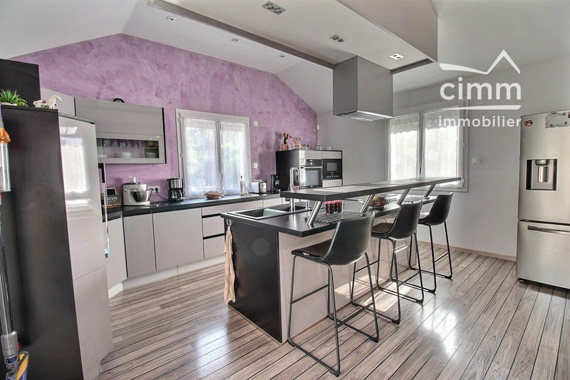 Villa - 140 m² - 4 pièces